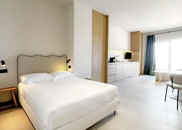 Casa Monti Sherry Suites