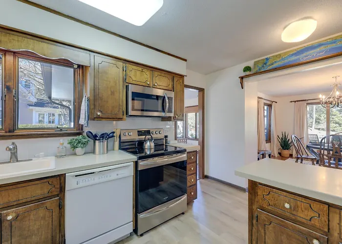 Waterfront Pine Knoll Shores Gem W/ Boat Dock