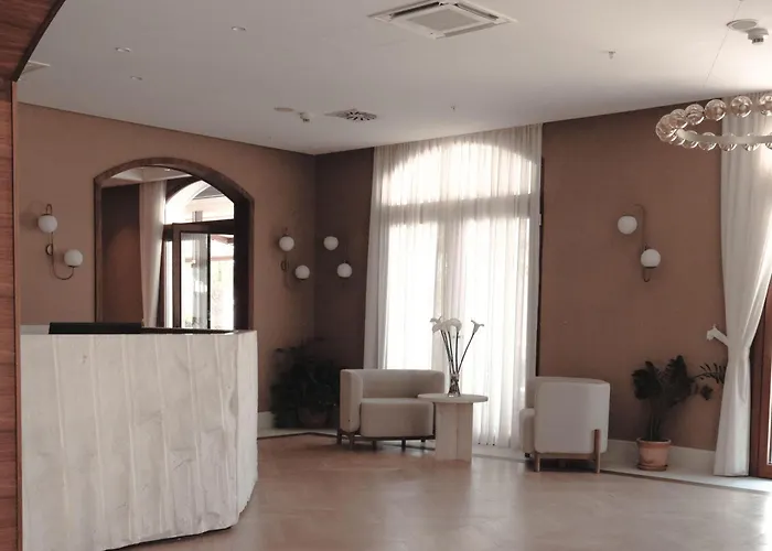 Hotel Pine