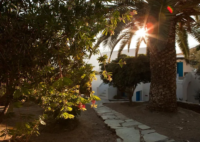 Alexandros Hotel
