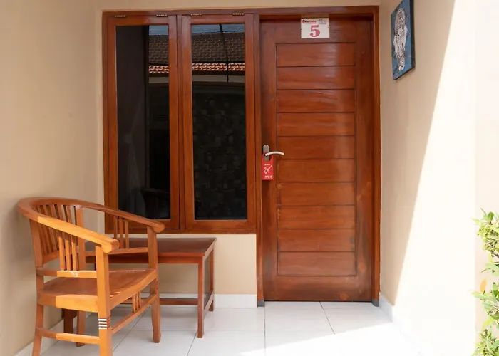 Reddoorz Near Buleleng Harbour 2