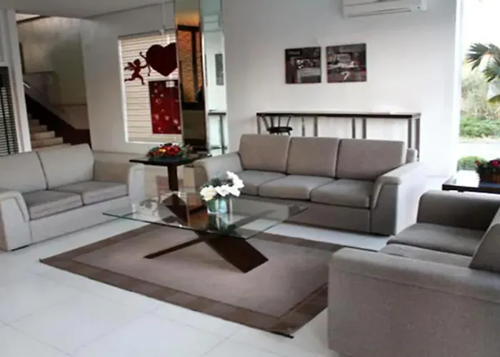 Casablanca Suites Near Airport
