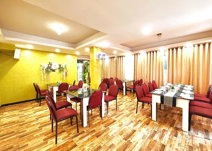 Hotel Grand Resort Puri হোটেল গ্র্যান্ড রিসোর্ট পুরী - Swimming-Pool-And-Garden, Near-Sea-Beach-And-Temple Fully-Air-Conditioned-Hotel With-Lift-Parking-And-Restaurant-Facility - A Luxury Collection Of Hotel - Best Hotel In Puri