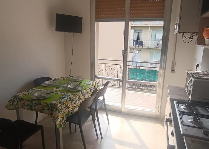 Vince & Rita'S Home