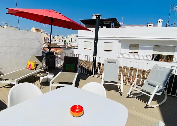 Casa Siesta In The Heart Of Estepona - 500 Meters From The Beach