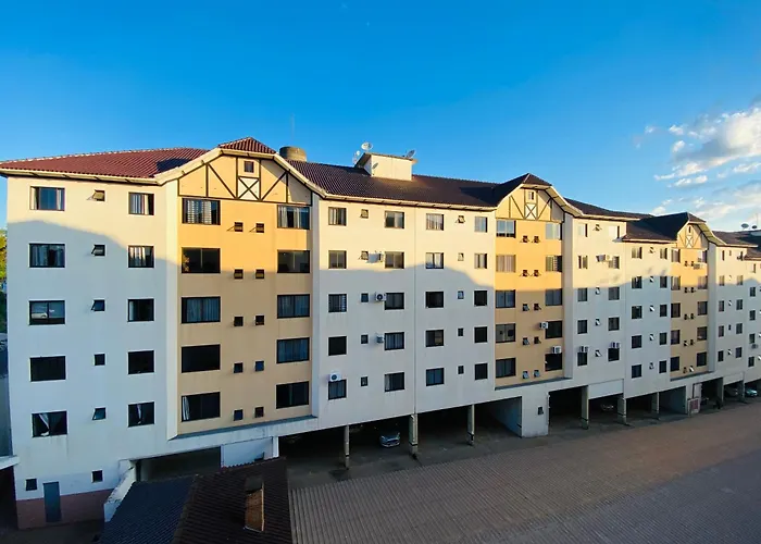 Apartamento Mobiliado com internet no centro