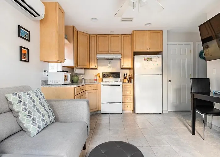 The Goodland Bay Cottage
