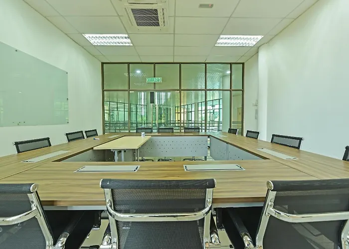 Ak Cvia Hotel