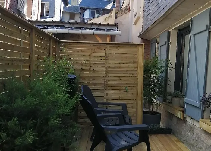 La Petite Cabane Du Pecheur