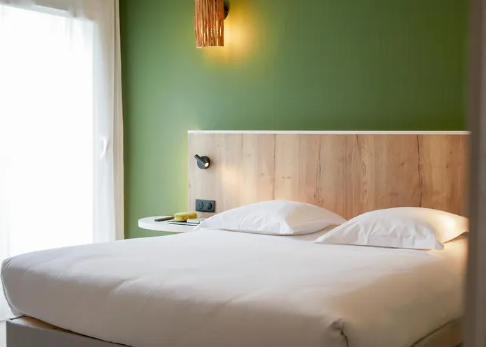 Best Western Le Bois De La Marche