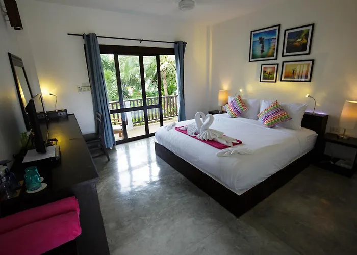 Greenlight Fisherman'S Village Samui Resort & Cafe