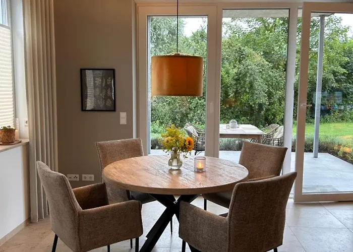 Ferienwohnung Clemens, neue Wohnung zentral und hochwertig