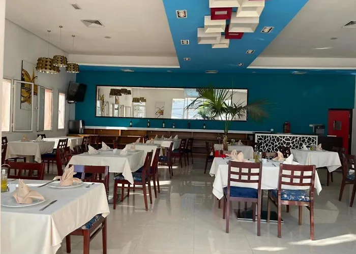 Relax Hotel Kenitra