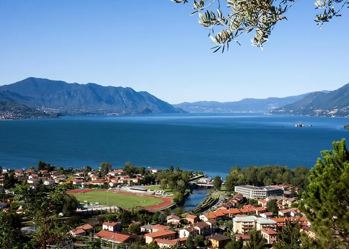 Casa Del Borgo "Terra & Fuoco" Sul Lago Maggiore