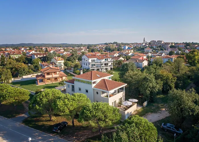 Apartments Rea