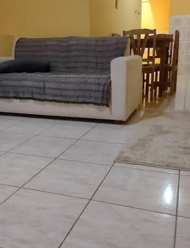 Apartamento confortável, central na Avenida