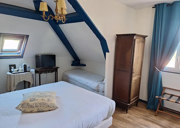 Hotel De Charme La Bonne Adresse - Logis Hotels