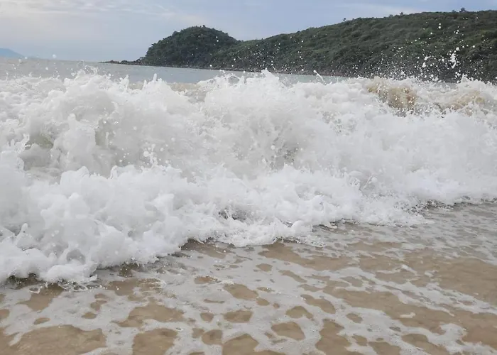 Apartamento Residencial Mar Azul - praia de Palmas - Governador Celso Ramos-SC
