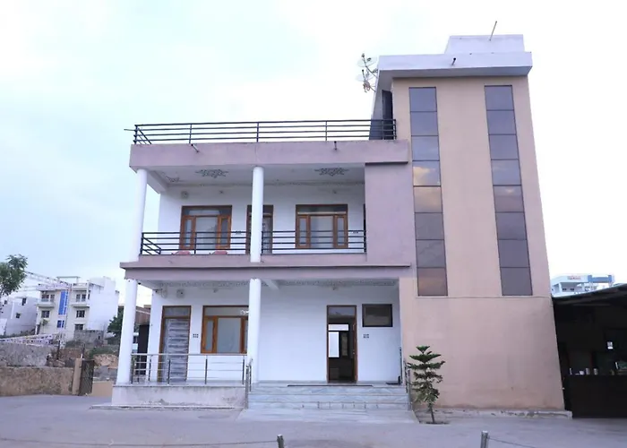 Shiv Ashray Resort