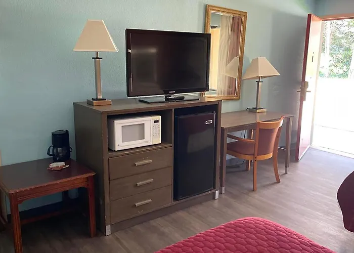 Mayfair Inn