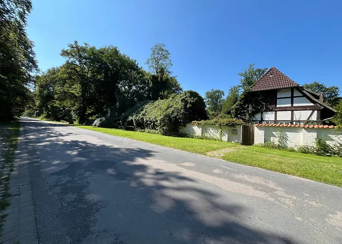 „Altes Forsthaus“ am Schloss