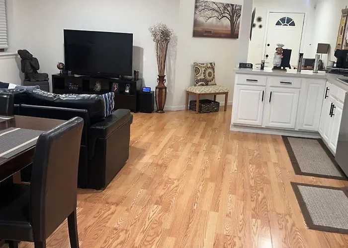 Comfort Apartment Near Newark Airport