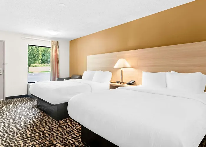 Quality Inn Russellville