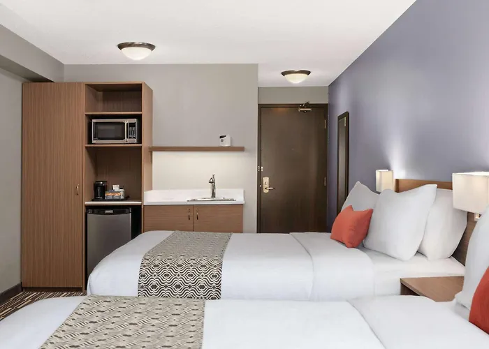 Microtel Inn & Suites By Wyndham Kirkland Lake