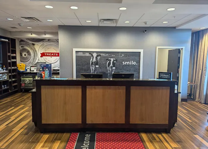 Hampton Inn & Suites Cazenovia, Ny