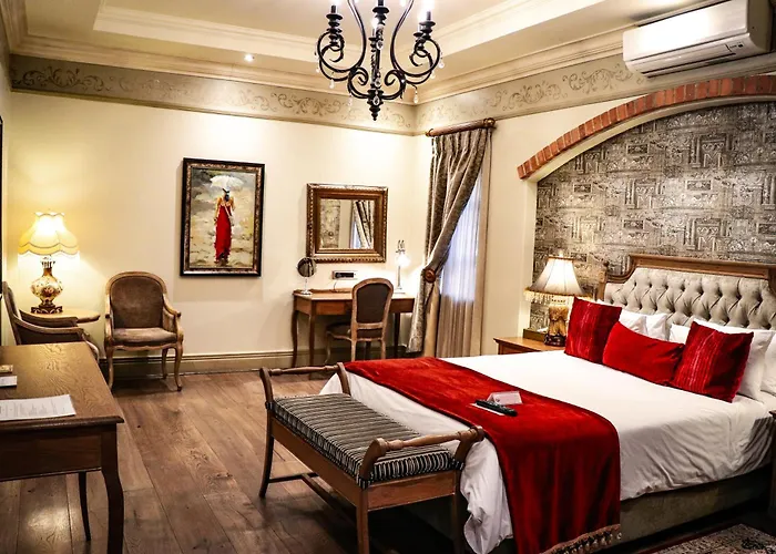 Three Rivers Lodge And Villas
