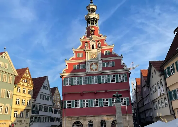 SecondHome Esslingen - Very nice&modern holiday apartment, Olgastr 20