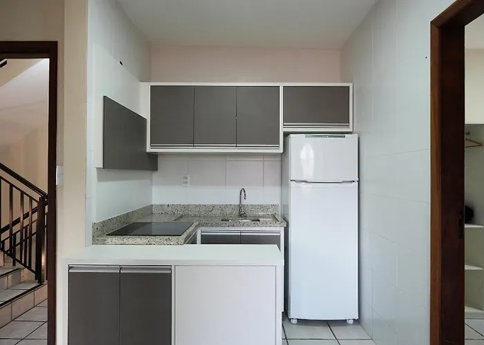 Residencial Dona Dina - Mestre Naro