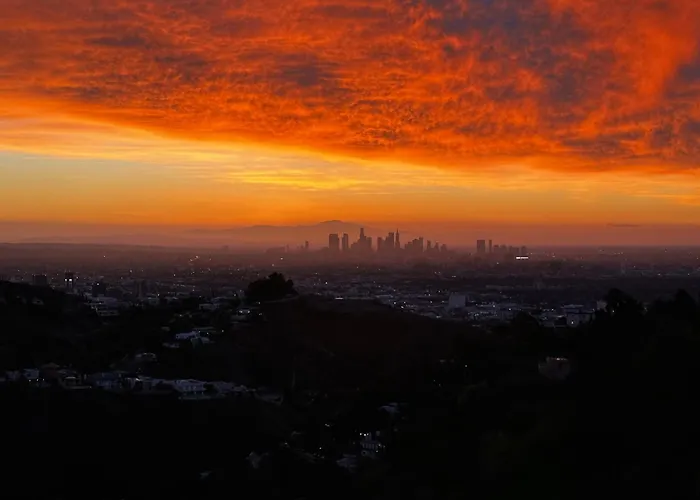 Hollywood Hills Jetliner Views At Studio 1080 Hollywood