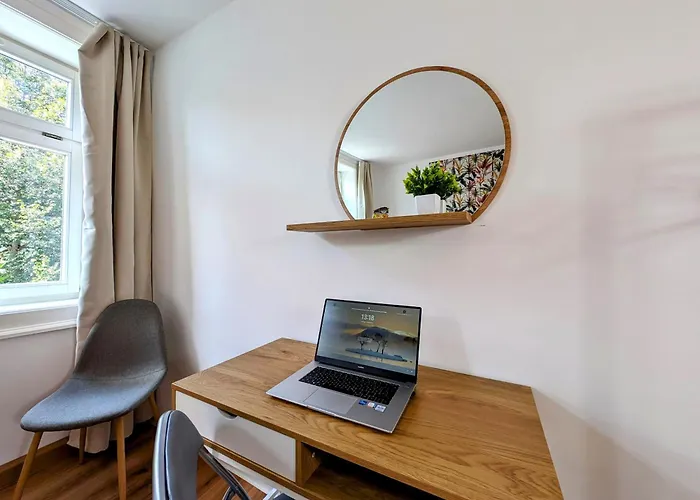 BohnApartments - Design Suiten Am Markt - Vollausstattung - WLAN - Zentrum