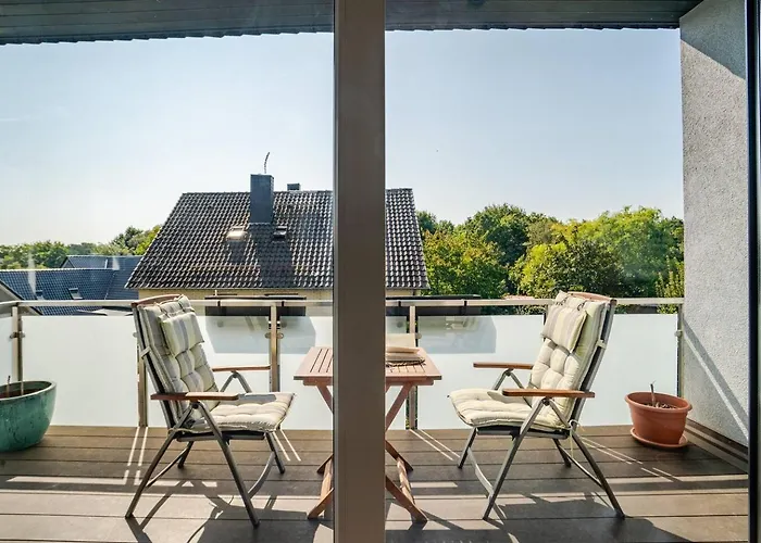 Luxuriöse Wohnung mit Terrasse, Balkon und Wasserbett - 24h Check-In