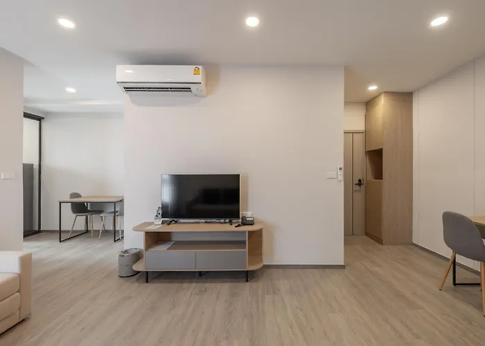 Salaya One Hotel & Service Apartment