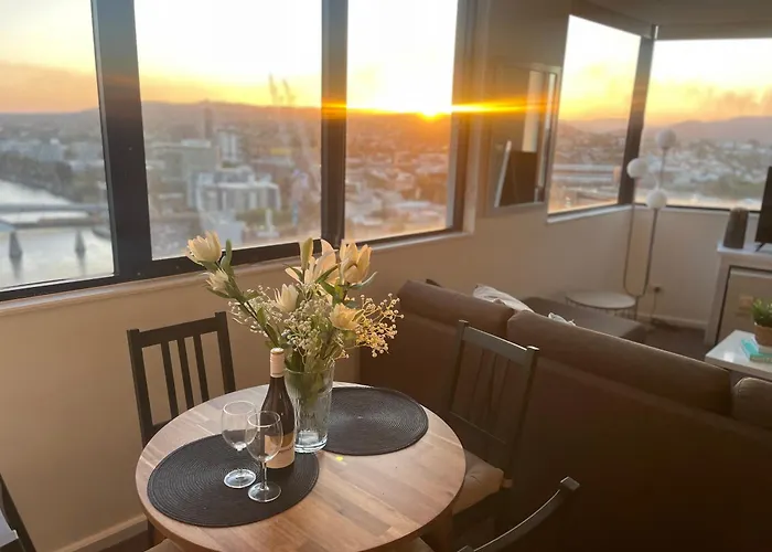 Riverview One-Bedroom Apartment Brisbane Cbd