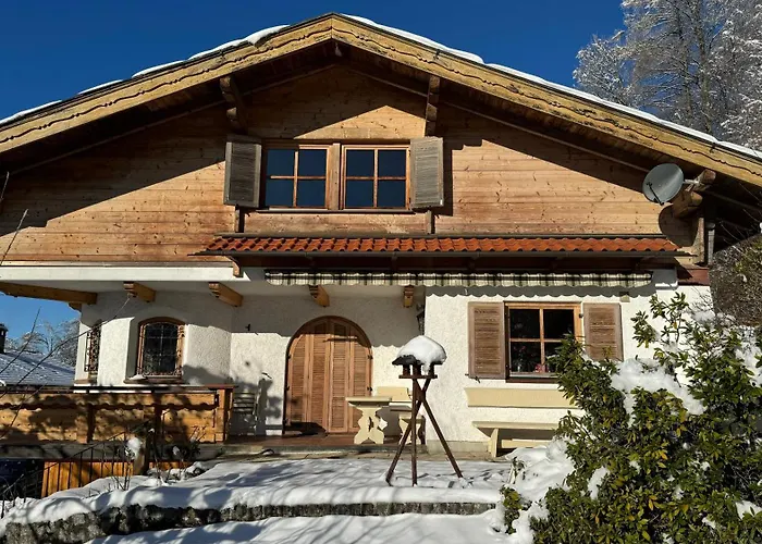 Romantisches Alpenchalet - mit Sauna und Kamin - ruhig und zentral
