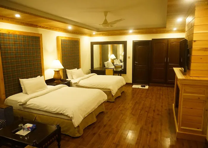 Cedarwood Hotel And Resort