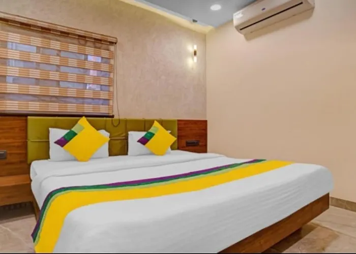 Hotel Abhilasha Inn