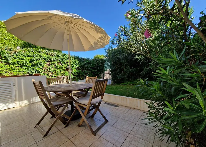 Ancão beach duplex with private garden