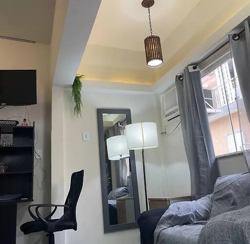 Confortável loft 4,ar, Wi-Fi, TV, 400m UNIG