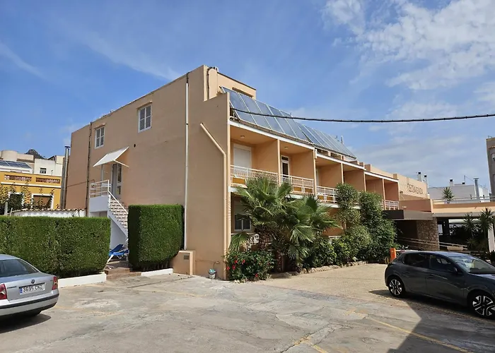 Eco Avenida Hotel & Parking