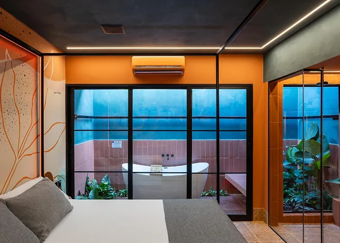 Liv Motel E Hotel