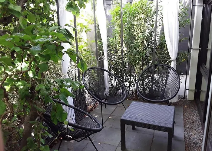 Modernes 1 Zimmer Studioapartment in ruhiger zentrumsnaher Lage - free parking