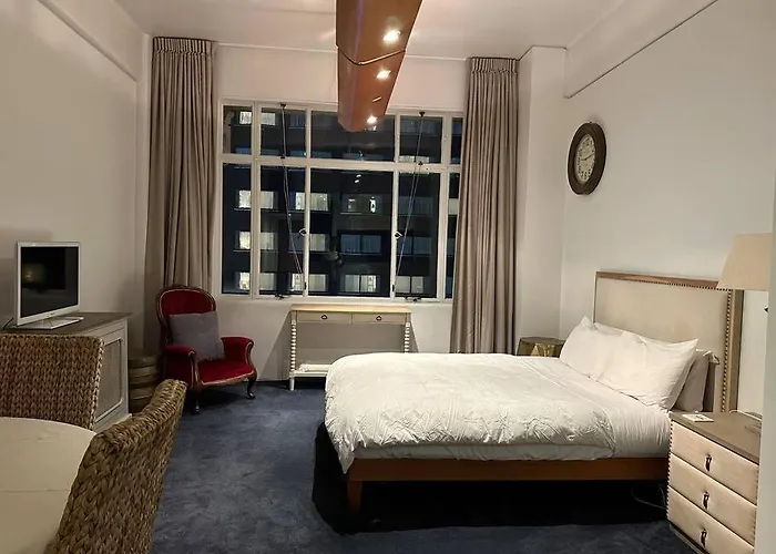 Hyper-Central Apartment Downtown Auckland