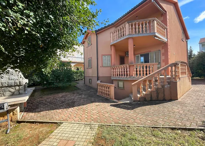 Apartments Irini