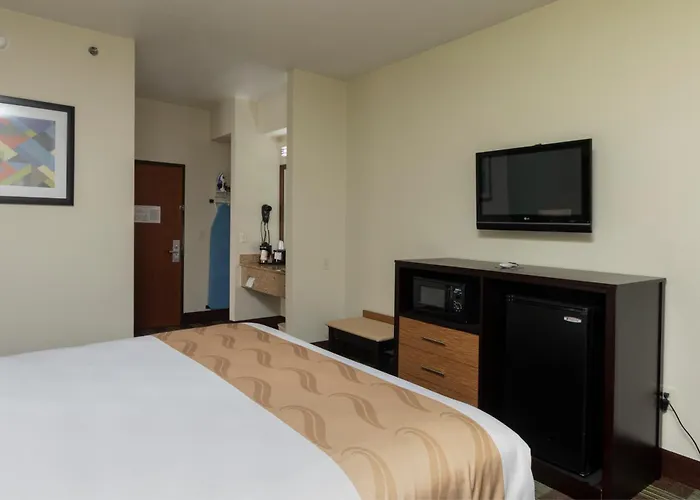 Quality Inn & Suites Mount Vernon