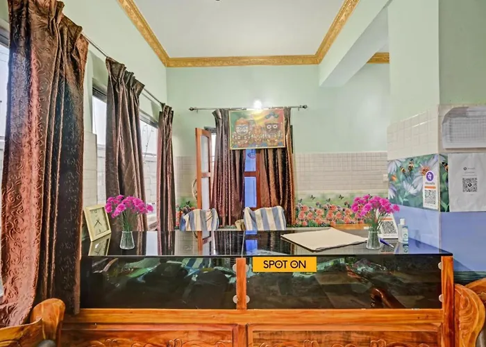 Goroomgo Gate Way Bhadrak Near Bhadrak Bus Stand - Wifi-Family Stay - Best Seller