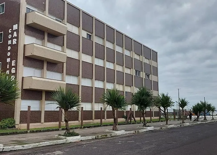 Apartamento amplo na Beira Mar de Tramandaí-RS